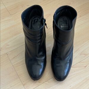 Vintage Stuart Weitzman Black Leather Platform Ankle Boots Booties